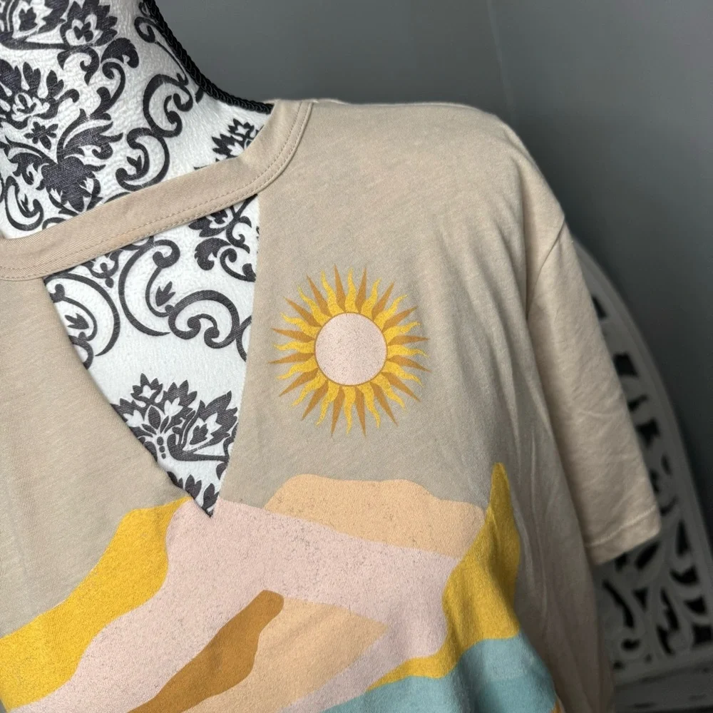 Maurices Oversized Keyhole Wanderlust Graphic Tee Size Large Boho Travel - Picture 4 of 12